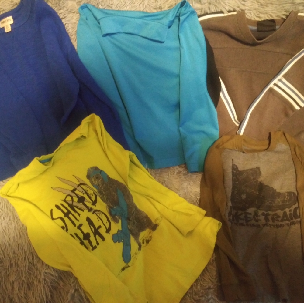 Size 6/7 long sleeve